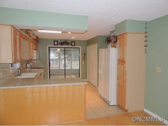 437 Deerhaven Lane - Photo 8