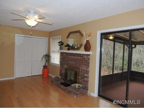 437 Deerhaven Lane - Photo 9