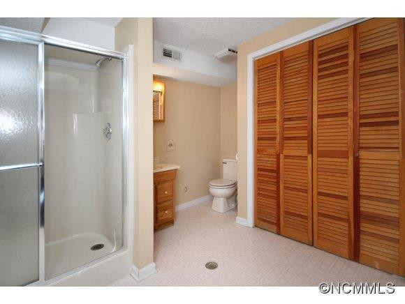 15 Valley View Drive - Photo 18