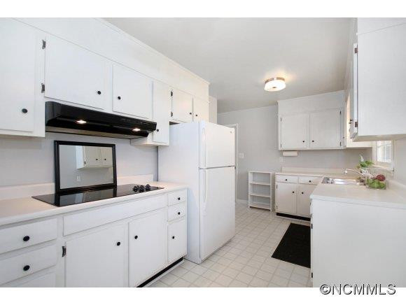 15 Valley View Drive - Photo 4