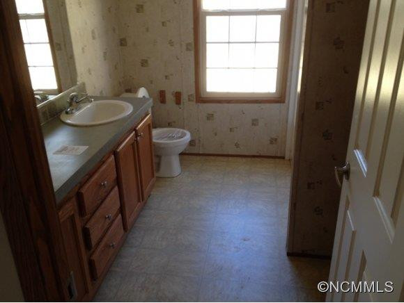 18 Evelyn Acres Drive - Photo 3