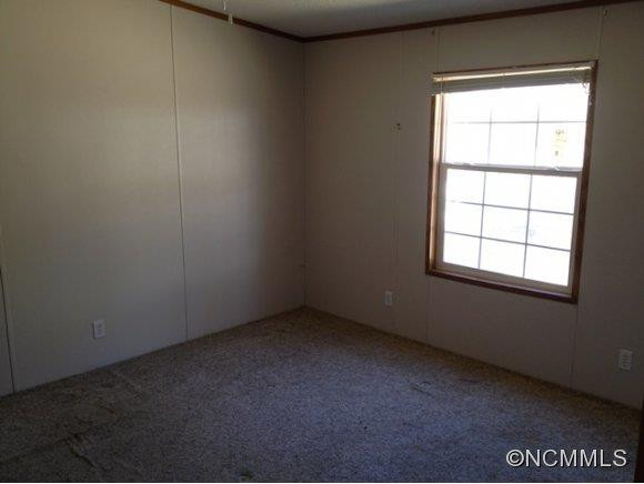 18 Evelyn Acres Drive - Photo 5