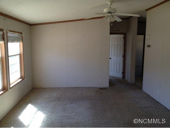 18 Evelyn Acres Drive - Photo 10