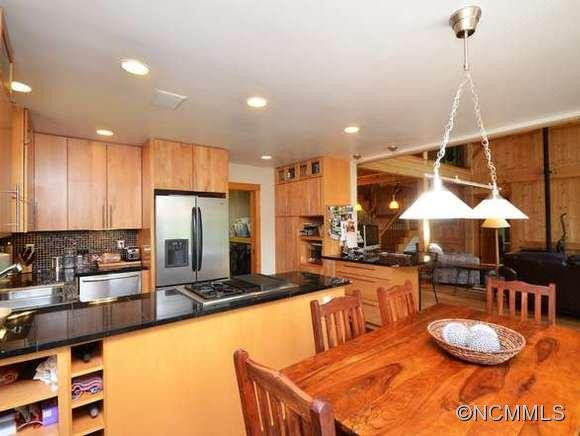 61 Indian Trail - Photo 4
