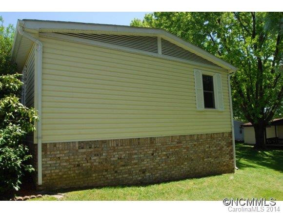 303 Meadowbrook Ct - Photo 4