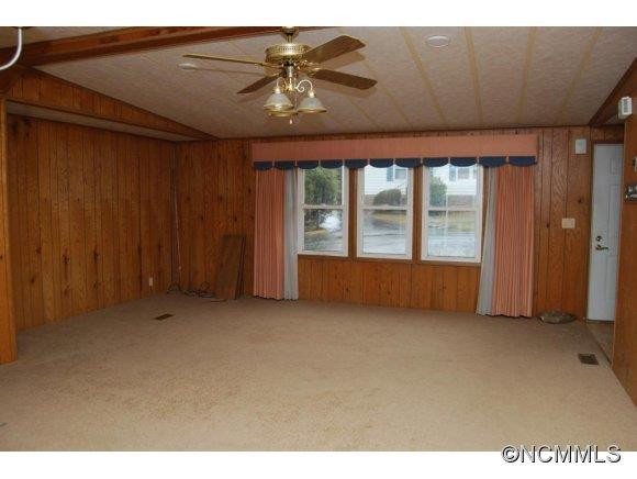 303 Meadowbrook Ct - Photo 6