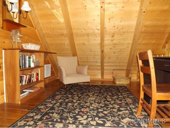 600 Mountainside Drive - Photo 14