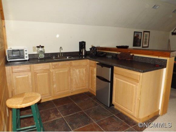 600 Mountainside Drive - Photo 23