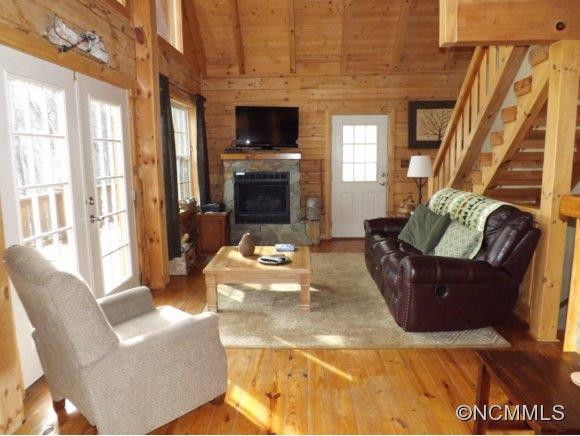 600 Mountainside Drive - Photo 5