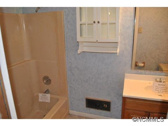 109 Sanctuary Road - Photo 15