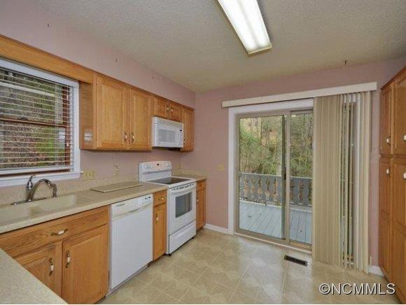 168 SURRY LANE - Photo 8