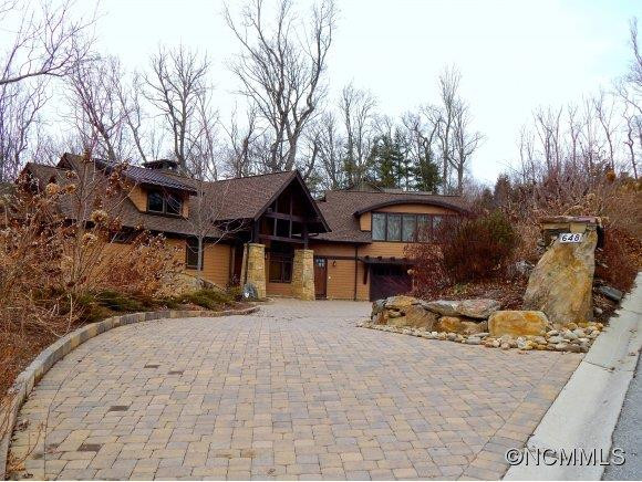 648 Altamont View