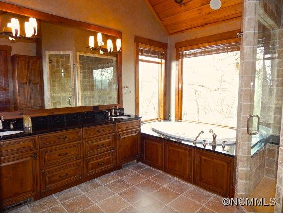 648 Altamont View - Photo 12