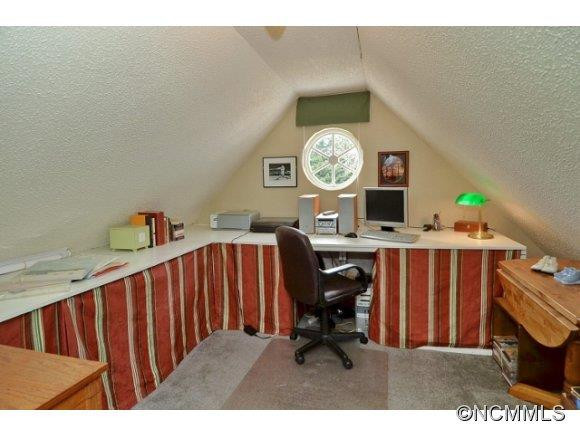 100 Cannon Drive - Photo 8
