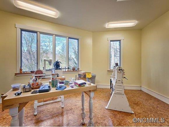 621 ALTAMONT VIEW - Photo 13
