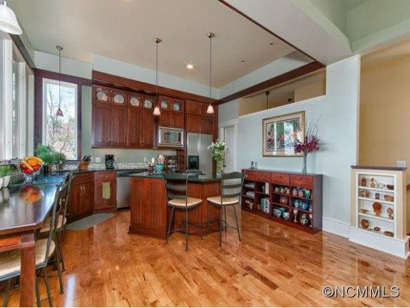 621 ALTAMONT VIEW - Photo 8