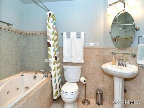 35 PATTON AVENUE #202 - Photo 10