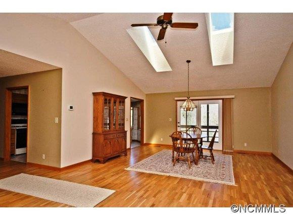 503 Saddleback Court - Photo 3