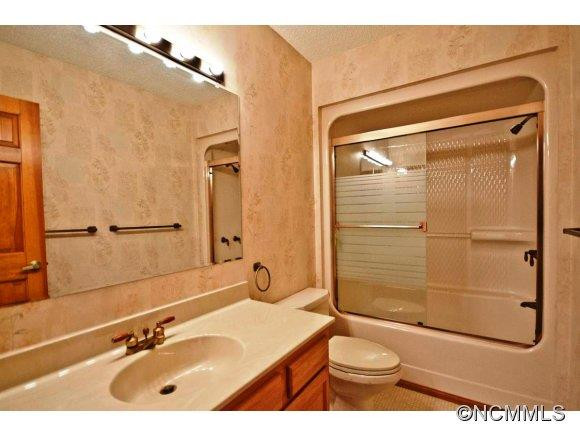 503 Saddleback Court - Photo 8