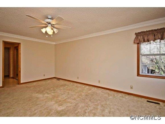 503 Saddleback Court - Photo 10