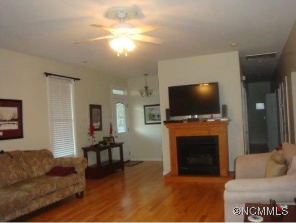 254 Dublin Lane - Photo 3