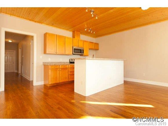 11 Myra Place  Unit 101 - Photo 8