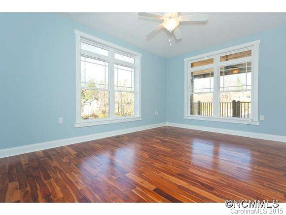 29 Myra Place  Unit 127 - Photo 13