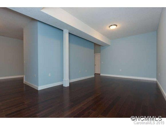 29 Myra Place  Unit 127 - Photo 20