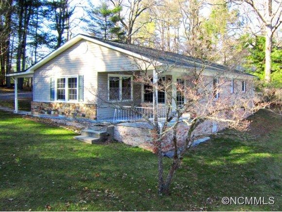 407 Heather Circle