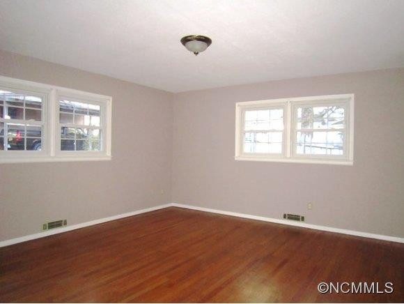 407 Heather Circle - Photo 13