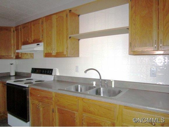 407 Heather Circle - Photo 4