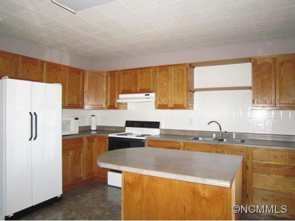 407 Heather Circle - Photo 5