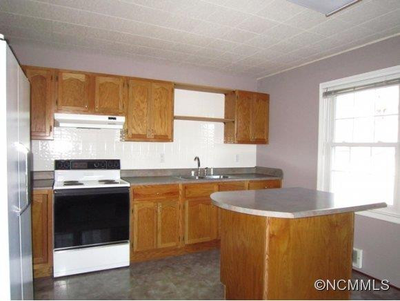 407 Heather Circle - Photo 6
