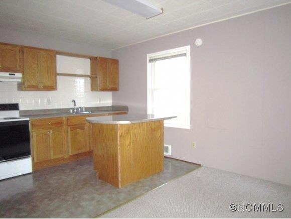 407 Heather Circle - Photo 8