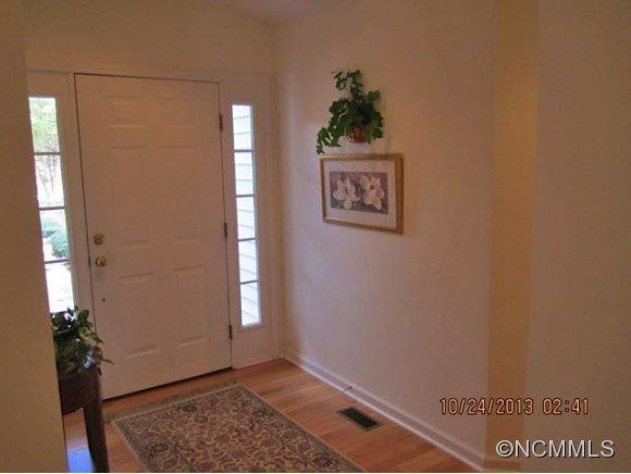 209 Highland Golf Drive - Photo 2