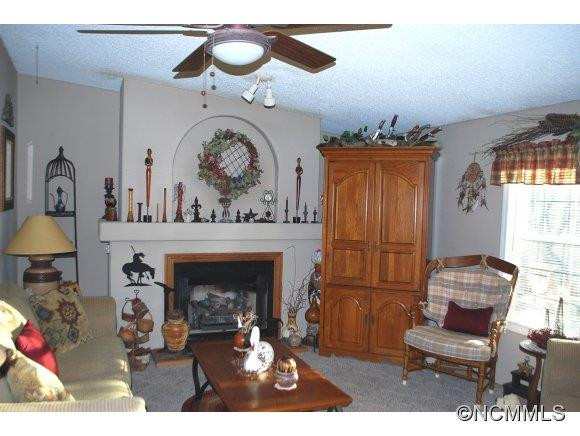 122 Donaldson Place - Photo 4
