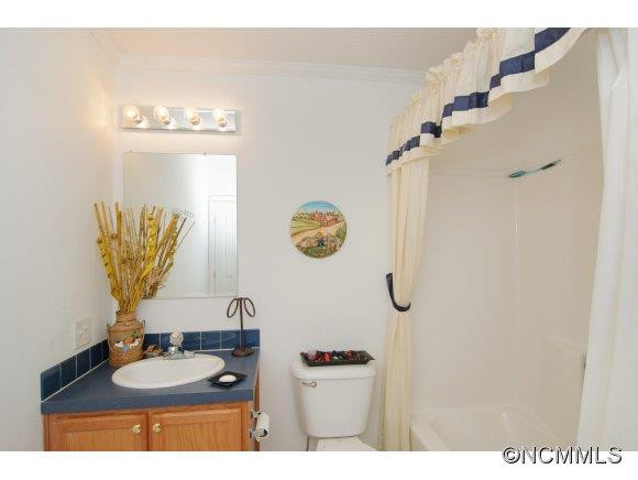 7 GROVE GARDEN AVENUE - Photo 14