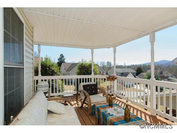 7 GROVE GARDEN AVENUE - Photo 17