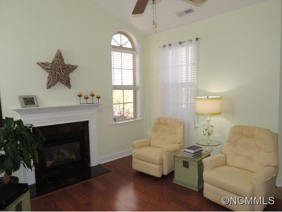 40 Summerfield Place - Photo 4