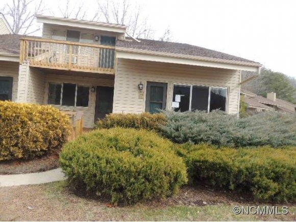 102 West Lake Dr North Unit 105