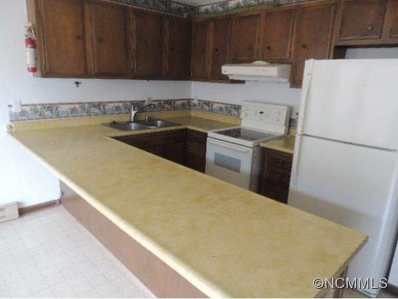 102 West Lake Dr North Unit 105 - Photo 4
