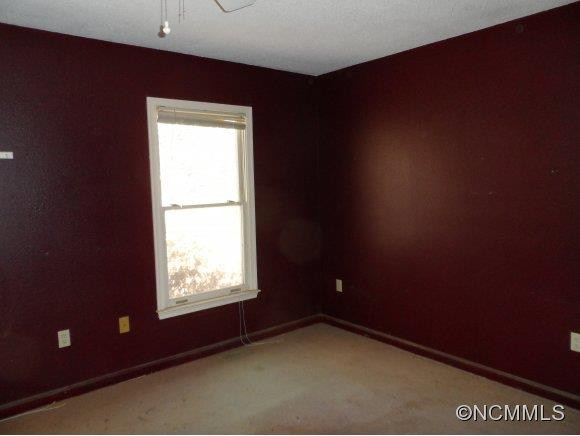 186 Sylvan Heights - Photo 4