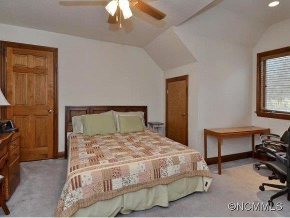 904 NEW HAW CREEK - Photo 11