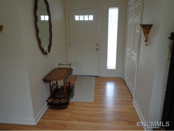 849 Sandburg Terrace - Photo 9