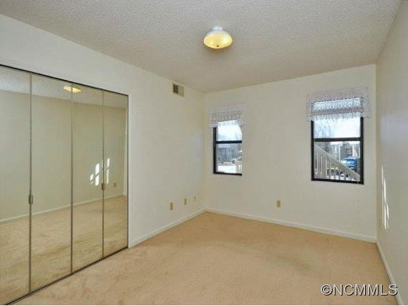 803 ABBEY CIRCLE - Photo 5