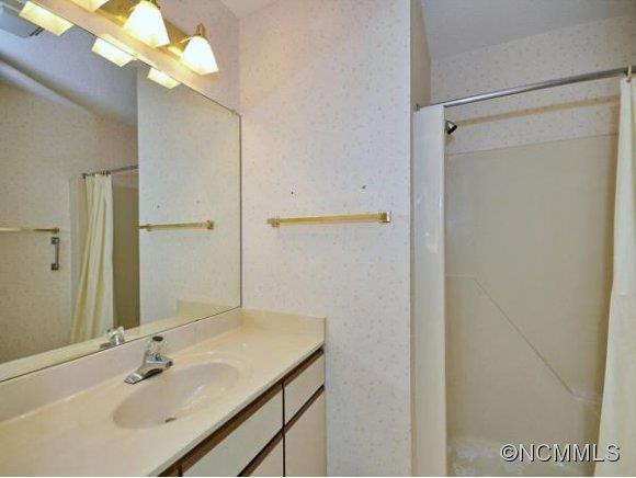 803 ABBEY CIRCLE - Photo 8