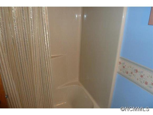  - Photo 10