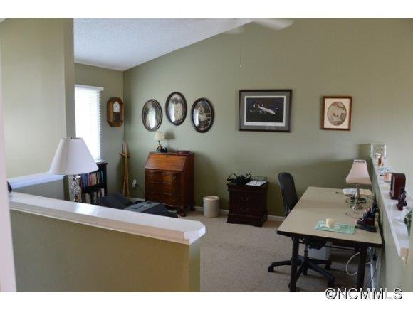 405 Windswept Dr., Unit 303 - Photo 16