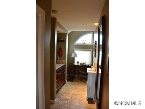 405 Windswept Dr., Unit 303 - Photo 17