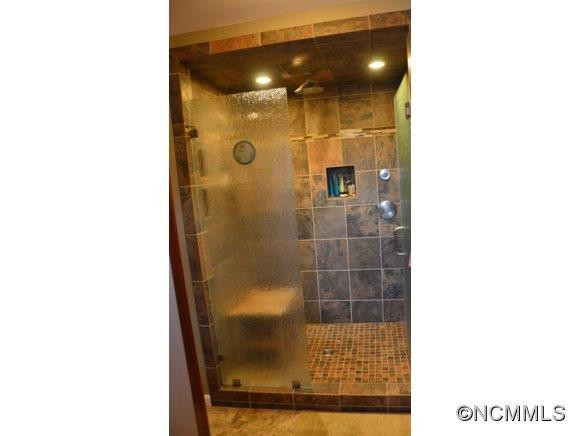 405 Windswept Dr., Unit 303 - Photo 18